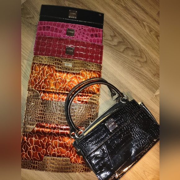 Miche Handbags - Miche bag + 5 shells